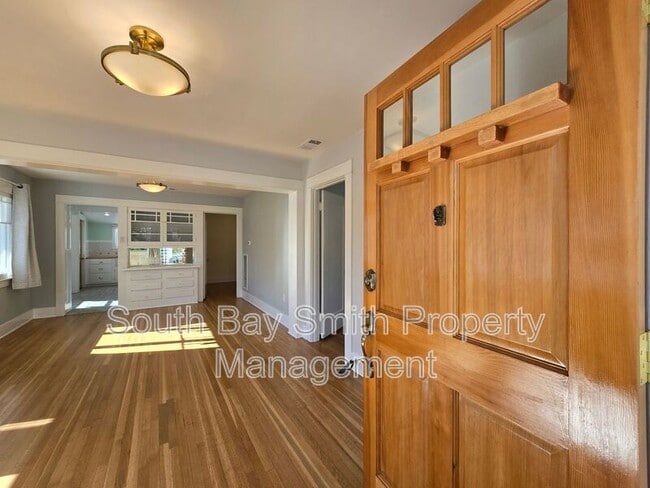 Photo - 223 S Guadalupe Ave