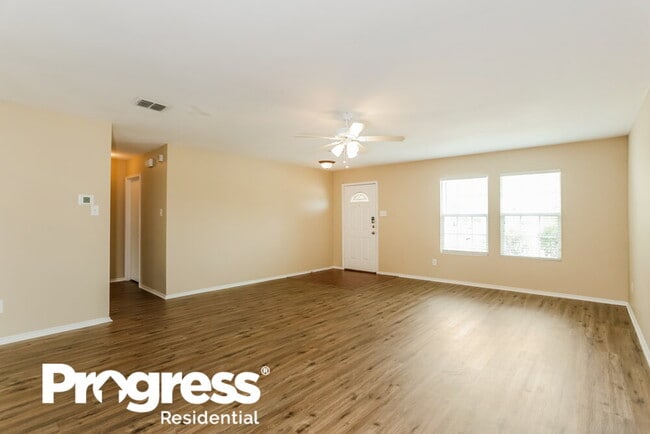 Photo - 8410 River Bluffs Dr