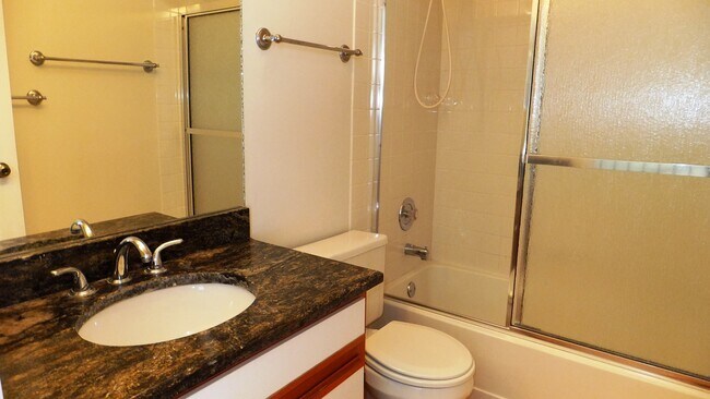 Photo - 367 Hunterdon Ct