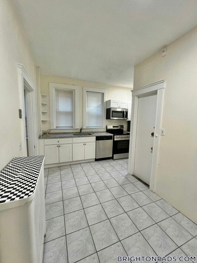 1725 Commonwealth Ave Unidad 2