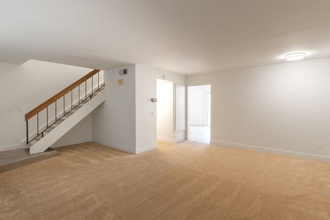 Photo - Stunning Townhome in Tanglewood Community