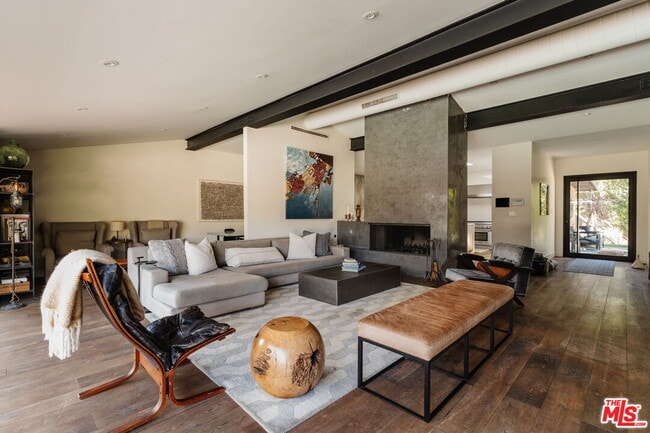 Photo - 15490 Milldale Dr