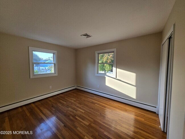 Photo - 1125 Interlaken Ave