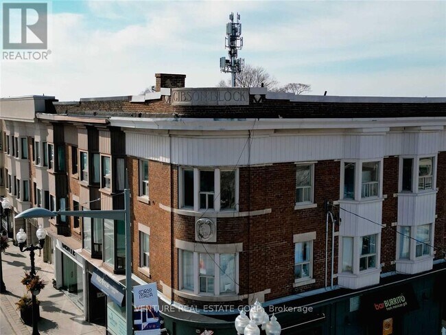 Photo - 1228 St Clair Ave W