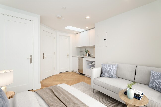 Photo - 461 Massachusetts Ave Unit 13