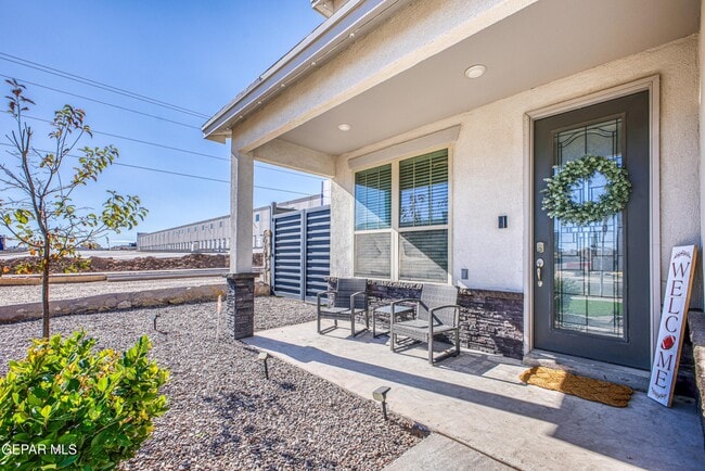 Photo - 1621 Sam Dominguez St