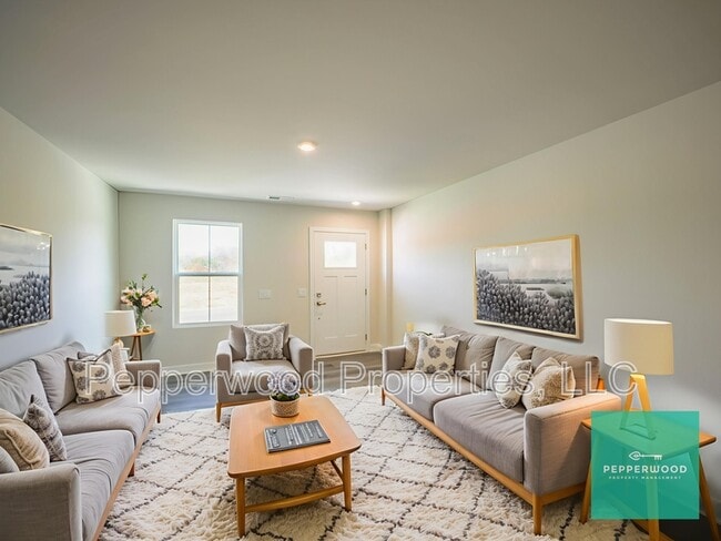 Photo - 4555 Duparc Way