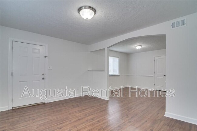 Photo - 4010 Wheeler Woods Rd