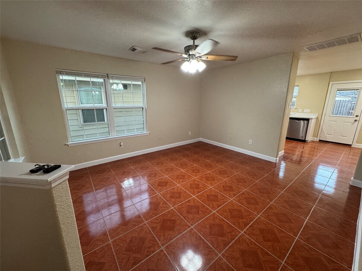 Photo - 13303 Ridgewood Knoll Ln