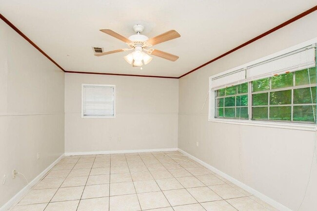 Building Photo - 908 Brinwood Ave Rental