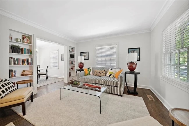 Living Room View 3 - 181 Picardy St