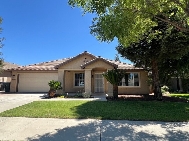 3 bedroom 2 bathroom in NW Visalia! - 3 bedroom 2 bathroom in NW Visalia! Casa