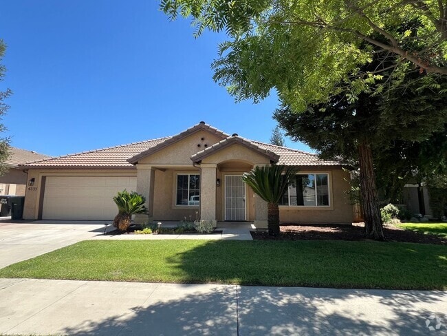 Building Photo - 3 bedroom 2 bathroom in NW Visalia! Rental