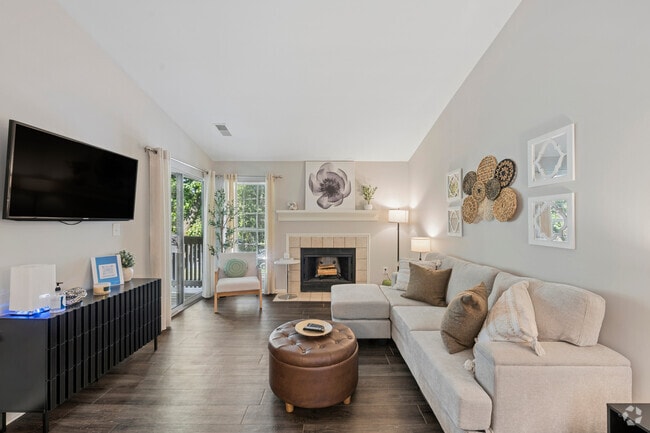 Rush 2BR, 2BA - 1,000SF - Living Room