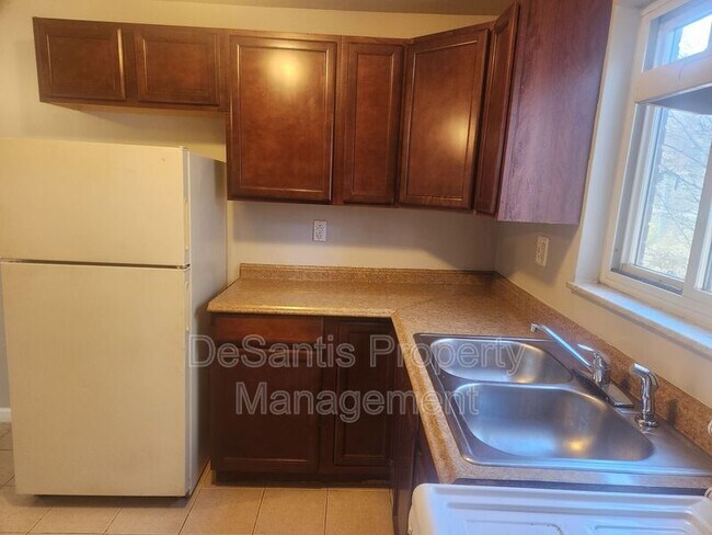 Photo - 142-146 Ritzland Unit 142
