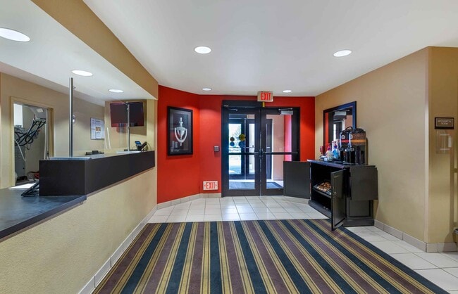 Furnished Studio-Cleveland - Brooklyn