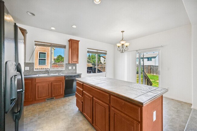 Photo - 7005 Wood Lily Dr