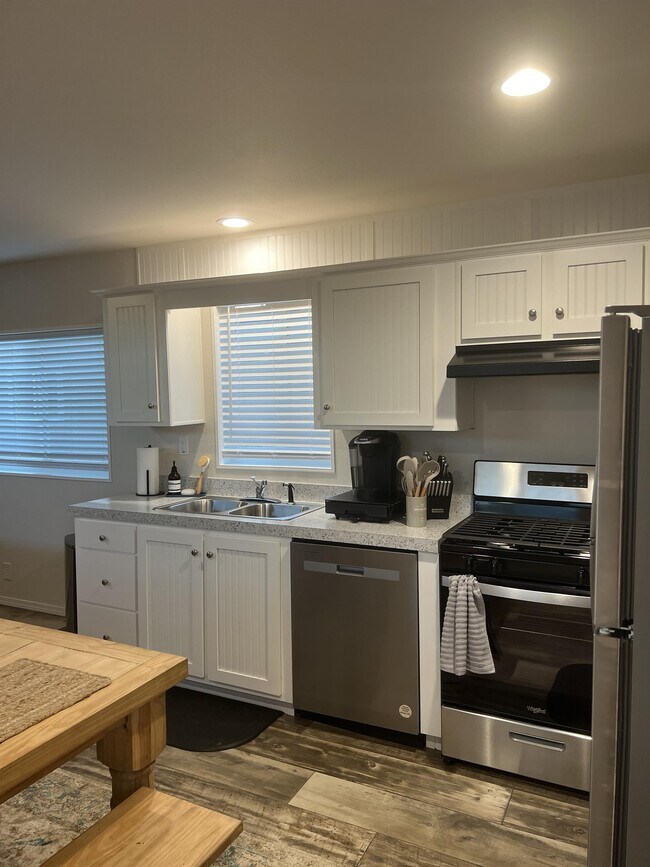 Photo - 112 Northside Dr