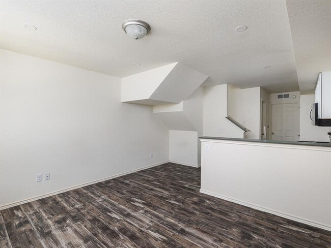 Photo - 230 Debus Dr