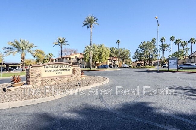 Building Photo - 1351 N Pleasant Dr Unit 2029