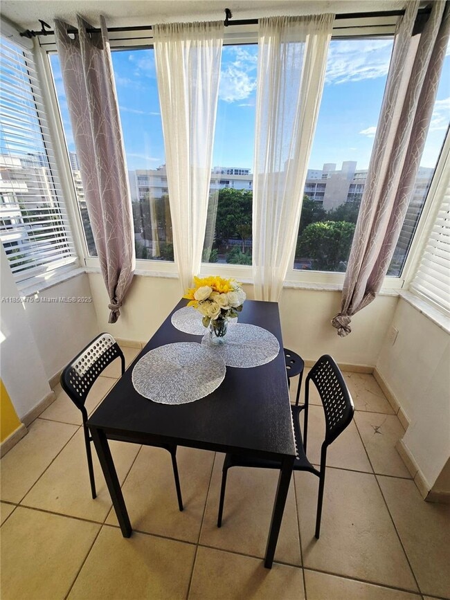 Photo - 250 180th Dr Unit 508