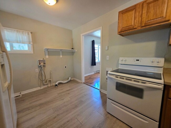 Photo - 1234 Pine St