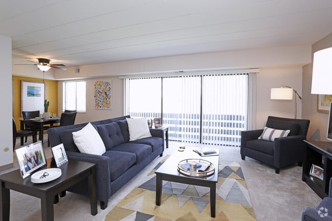 Estándar de 2 dormitorios - Thorn Run Apartments