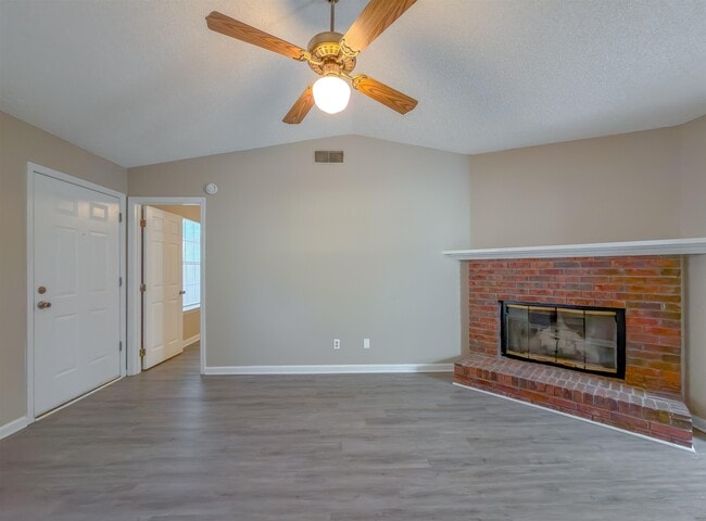 Photo - 2415 Talco Hills Dr