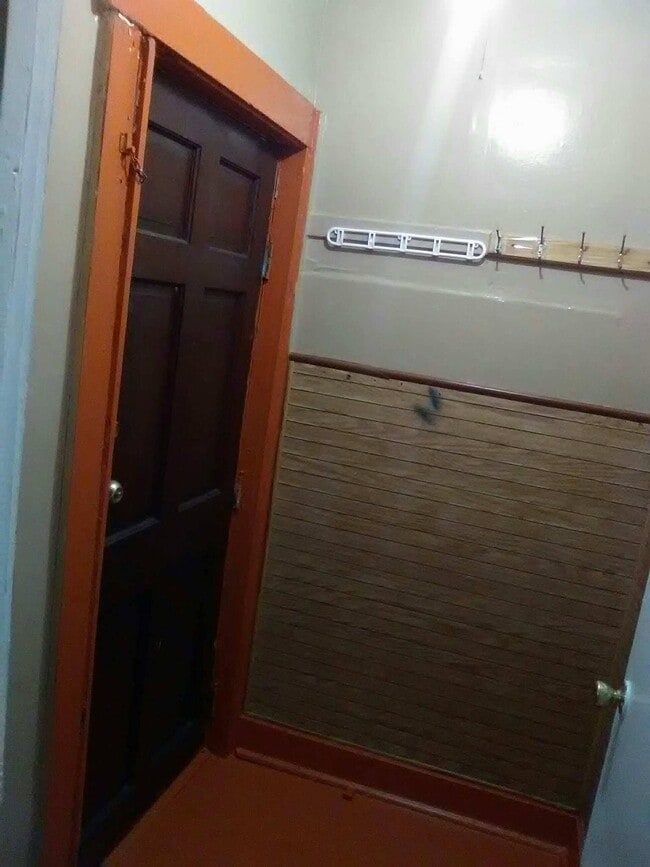 Photo - 3011 S Arch St