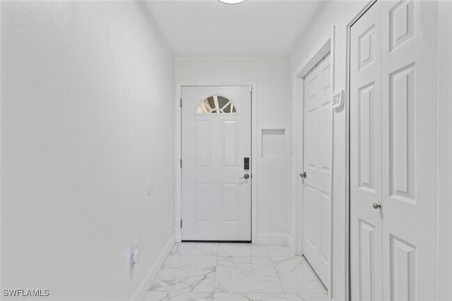 Photo - 452 Bristle Cone Ln Unit 27