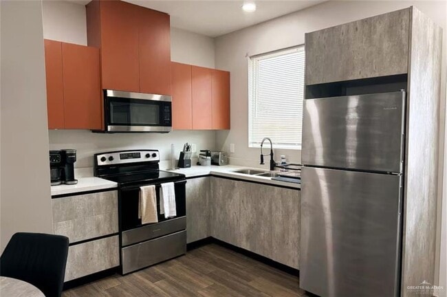 11003 N 36th Ln Unit 5