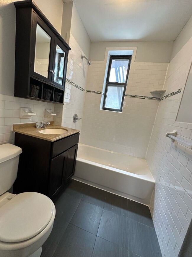 Photo - 110 Glenwood Hill