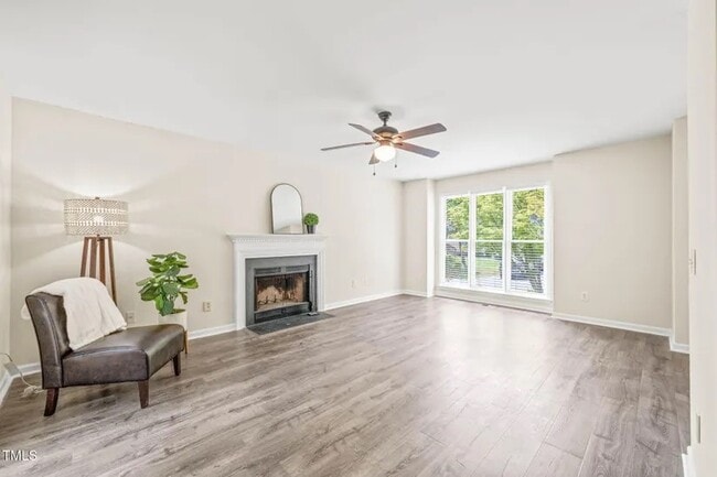 Photo - 3008 Isabella Dr