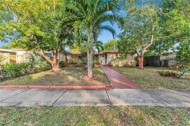 Photo - 550 SW 38th Terrace