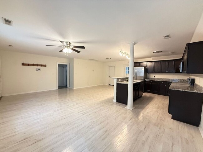 Photo - 3BR Home with Elizabeth River Views & Spacious Parking