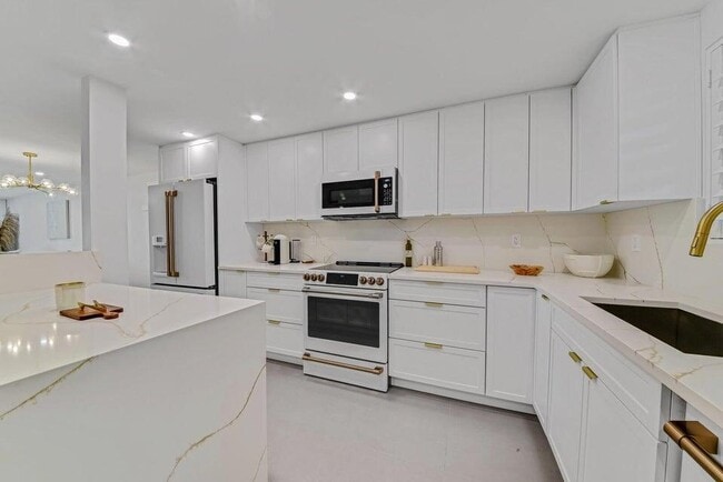 Photo - 765 Jeffery St Unidad 101