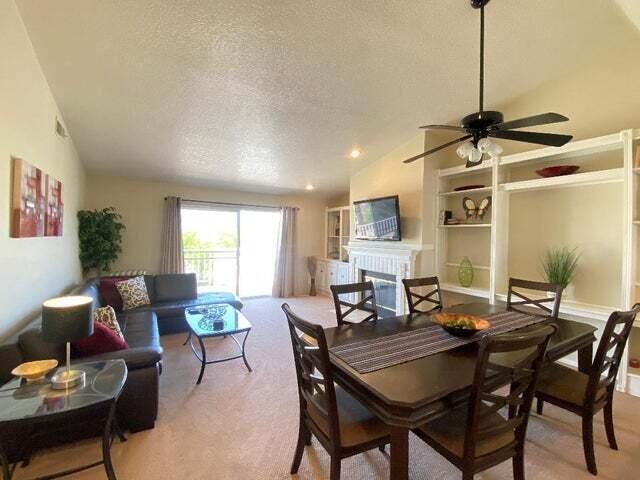 432 Desert Falls Dr N
