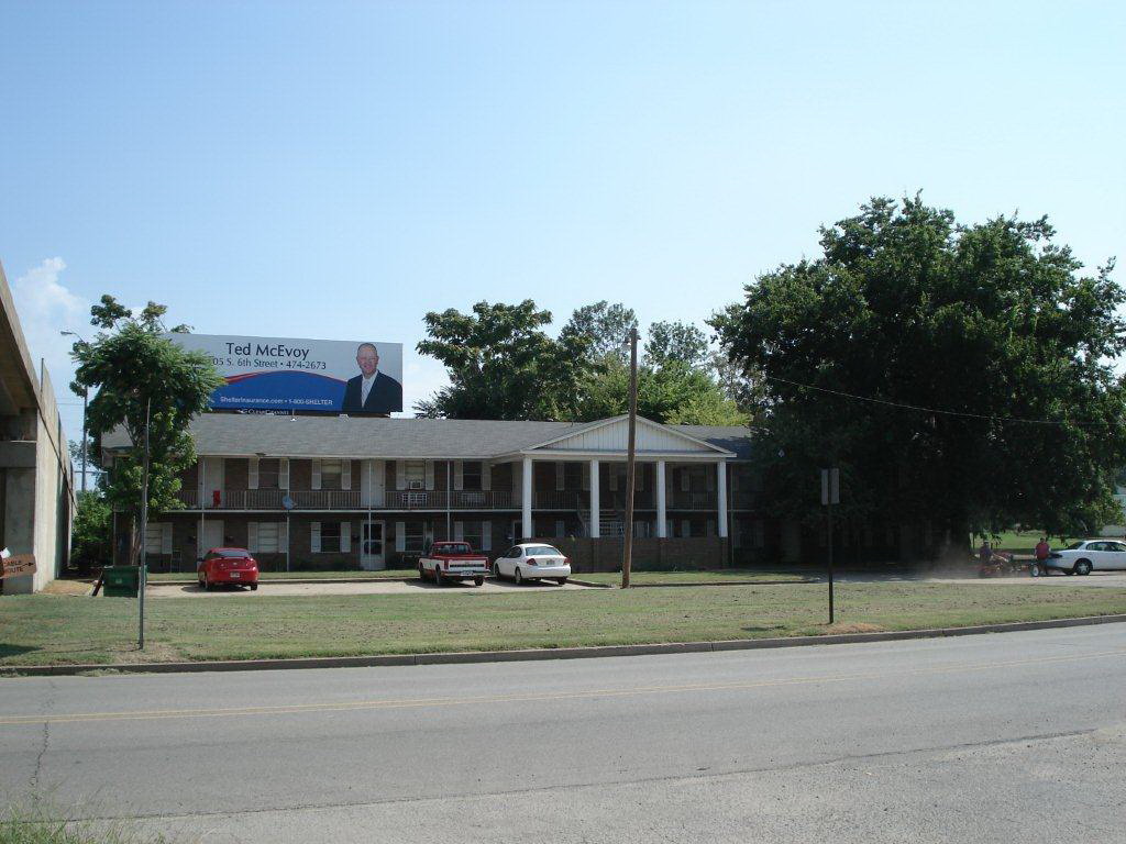 Broadway - Broadway Apartments