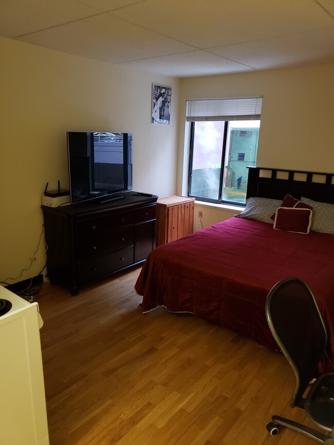 Photo - Metropolitan Apartments