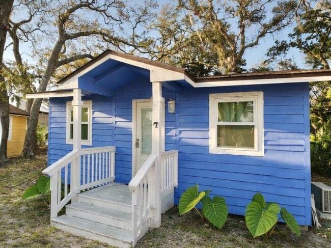 Photo - 229 Florida Blanca Pl SE