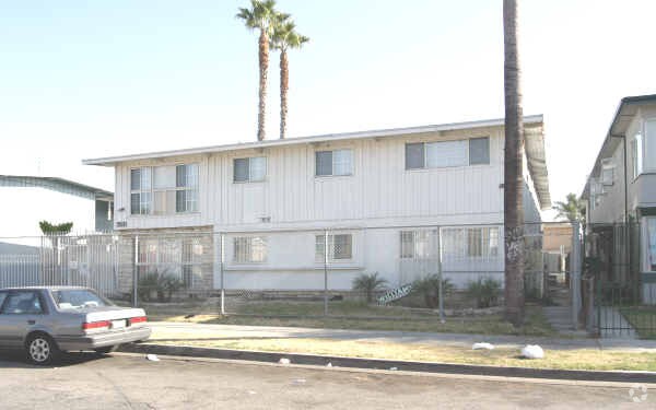 Photo - 4115 Palmwood Dr Apartments