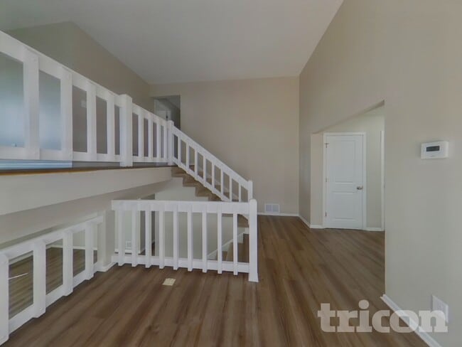 Photo - 1444 Willow Creek Ln
