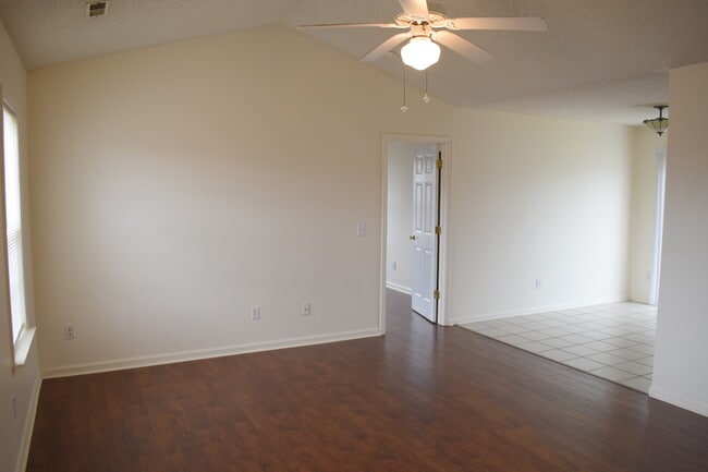 Photo - 2500 Hawes Ct
