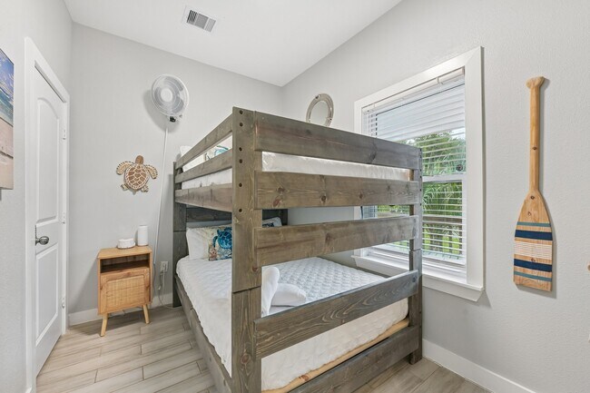 Photo - 1022 Avenue L