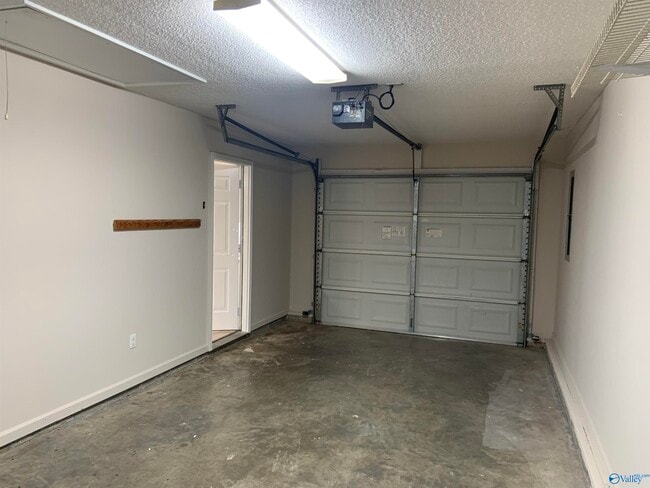 Photo - 2721 Columns Way SW