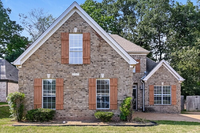 Photo - 8120 Woodson Dr House