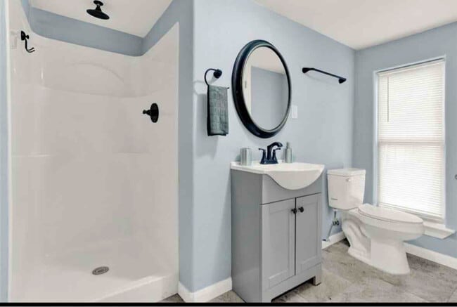 Photo - 704 Chaffin St