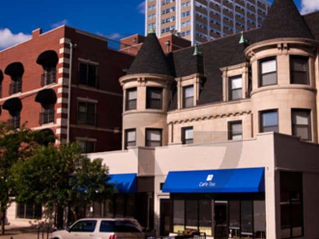 Building Photo - 4715 N Sheridan Rd Unit 12S Rental