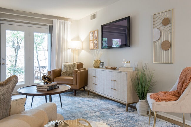 Harbor Village Apartments
