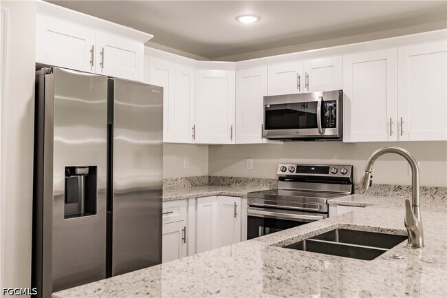 Photo - 3844-3846 Kitty Hawk Dr